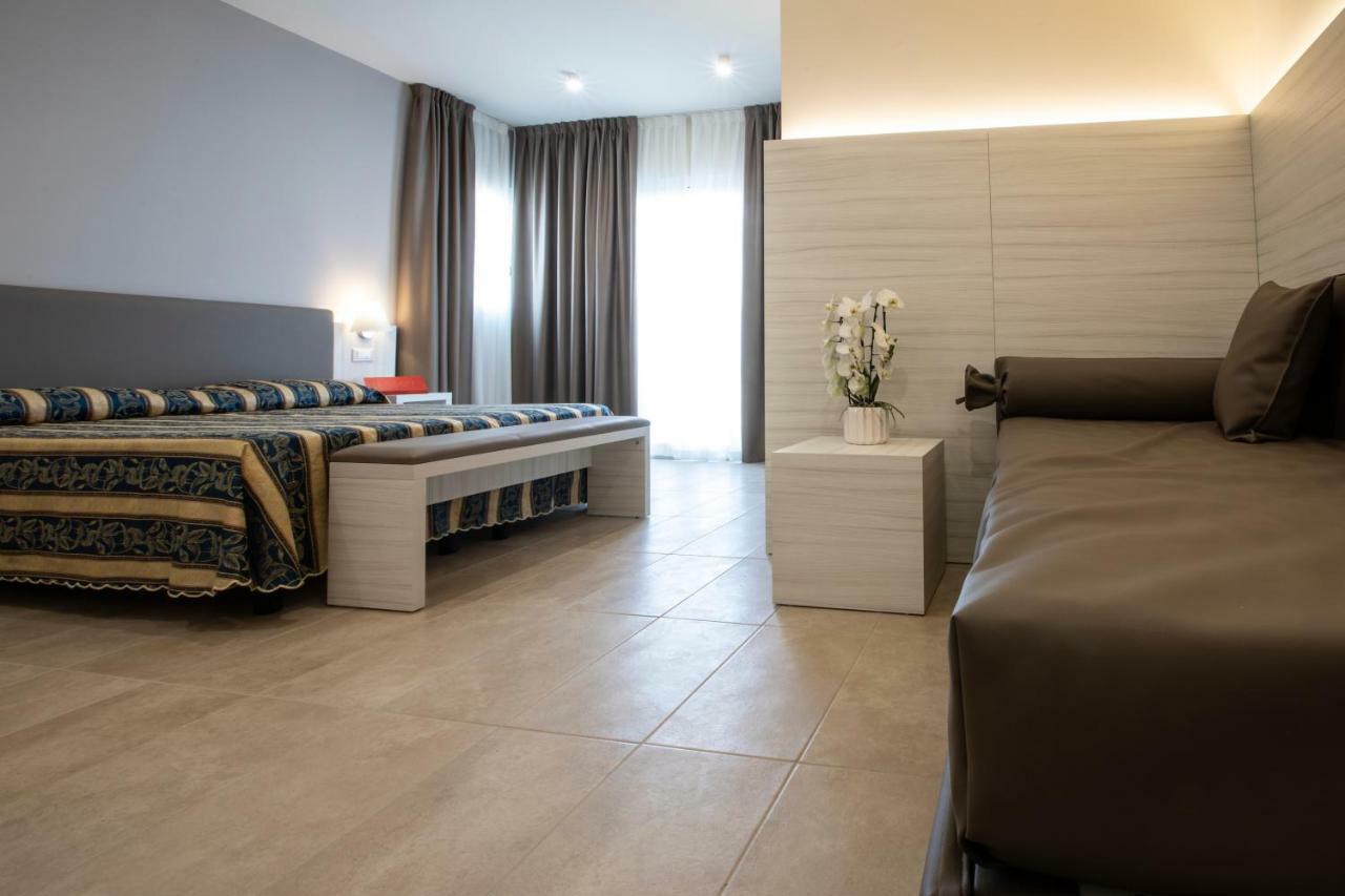 Hotel Marco Polo Caorle Kültér fotó